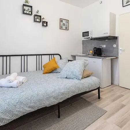 Super Bien Equipe Apartment *
