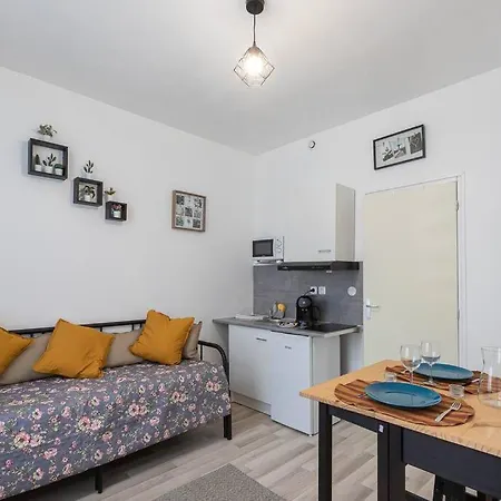 Super Bien Equipe Apartment *